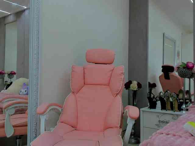 YannaMiana webcam
