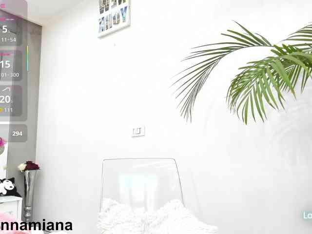 YannaMiana webcam