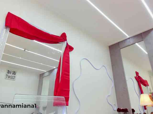 YannaMiana webcam