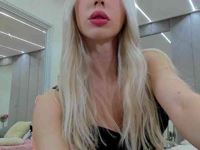 YannaMiana webcam