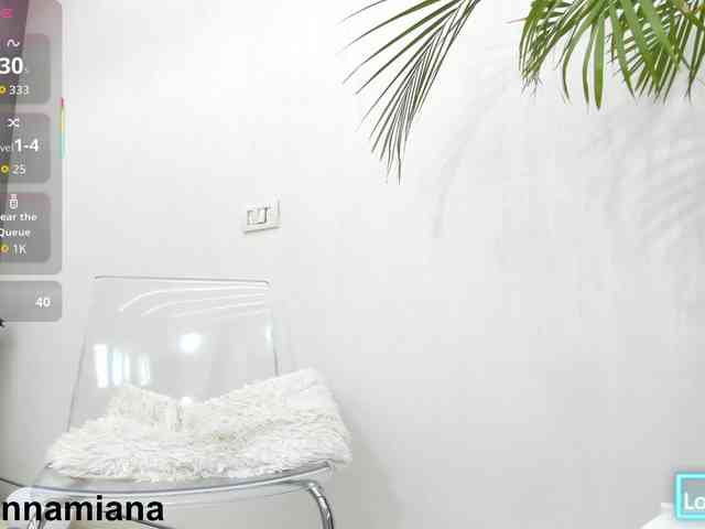 YannaMiana webcam