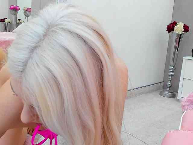 YannaMiana webcam