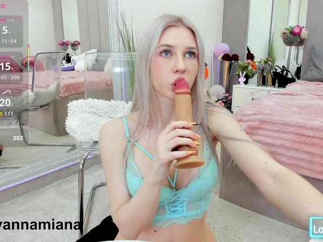 YannaMiana webcam