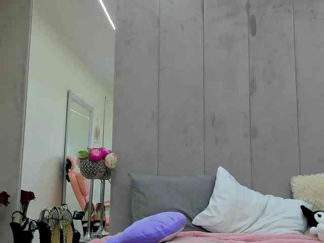 YannaMiana webcam