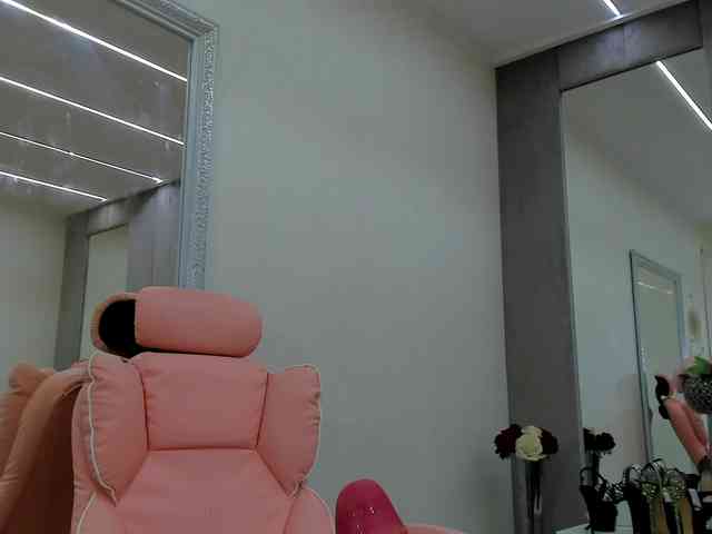 YannaMiana webcam