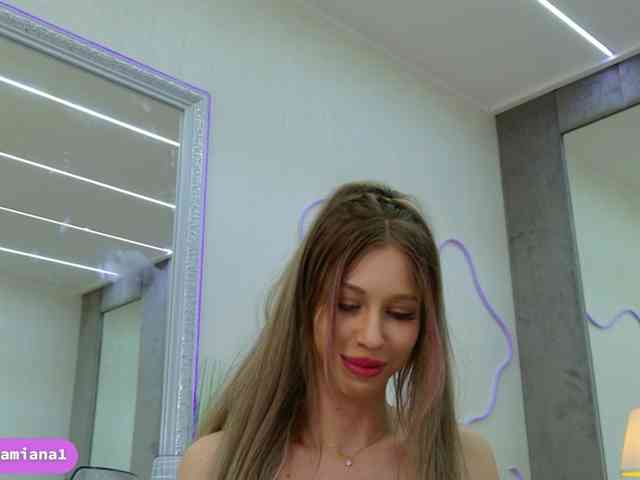 YannaMiana Live Webcam on BongaCams