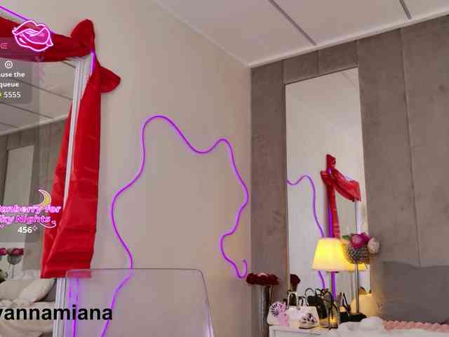 YannaMiana webcam