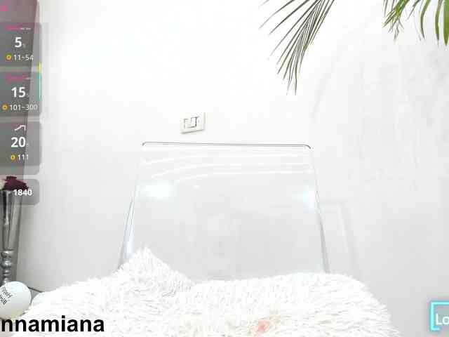 YannaMiana webcam