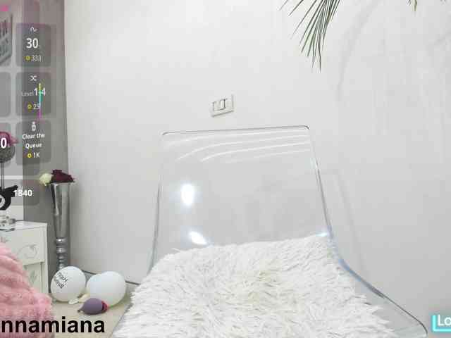 YannaMiana webcam