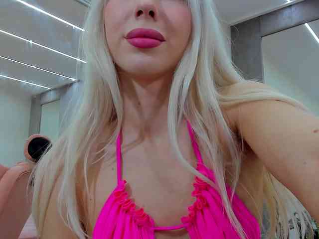 YannaMiana webcam
