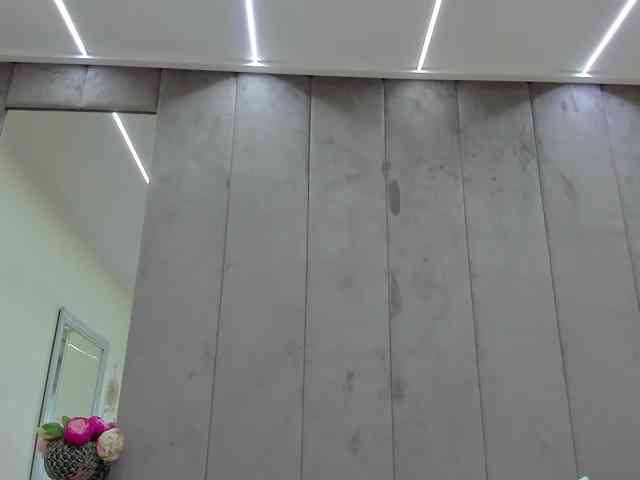 YannaMiana webcam