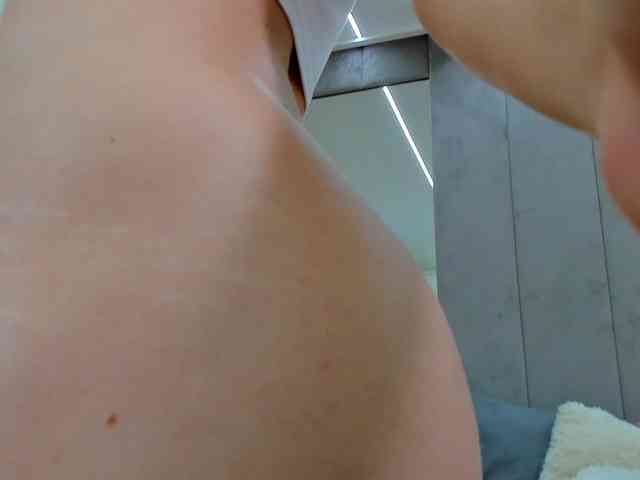 YannaMiana webcam