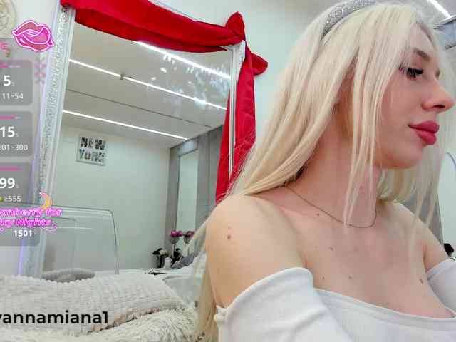 YannaMiana webcam