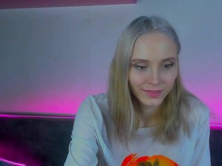 GinaLovely Porn Show