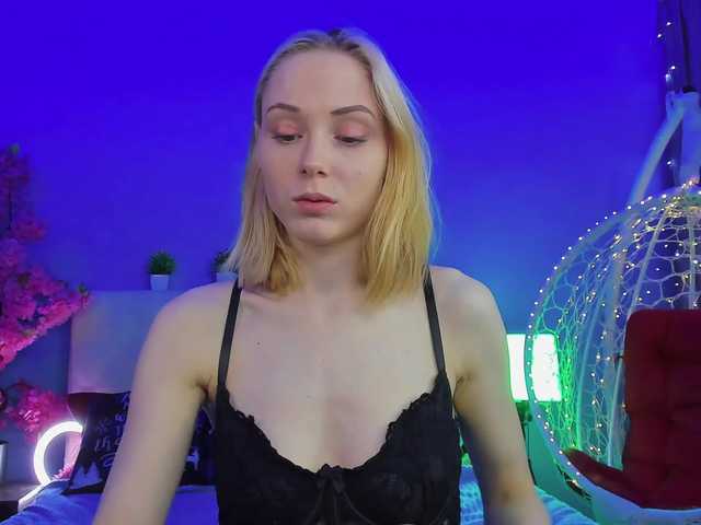 GinaLovely's BongaCams show and profile