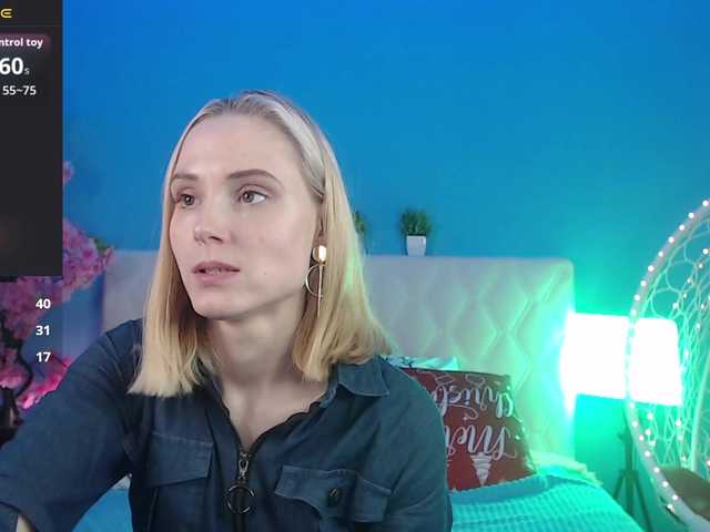 GinaLovely's BongaCams show and profile