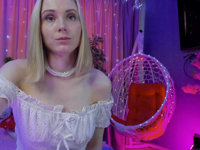 GinaLovely's BongaCams show and profile