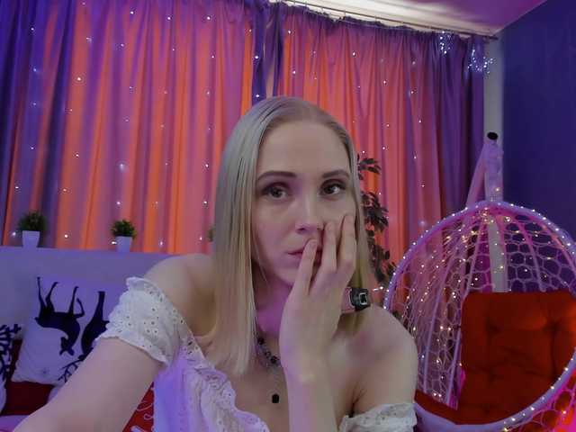 GinaLovely's BongaCams show and profile