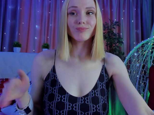 GinaLovely's BongaCams show and profile