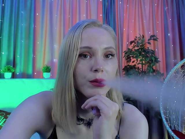 GinaLovely's BongaCams show and profile