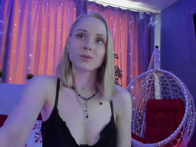 GinaLovely's BongaCams show and profile