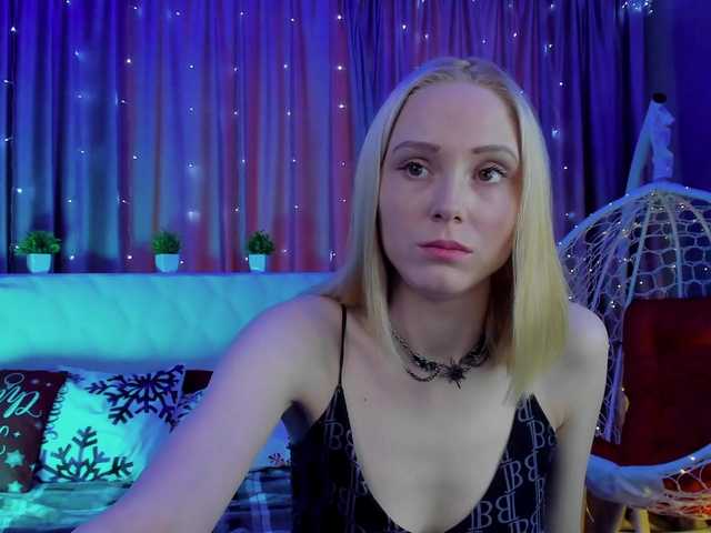 GinaLovely's BongaCams show and profile