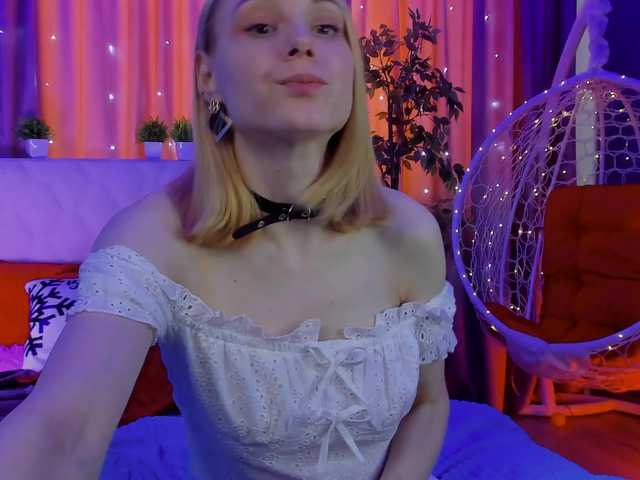 GinaLovely's BongaCams show and profile