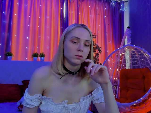 GinaLovely's BongaCams show and profile