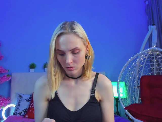 GinaLovely's BongaCams show and profile