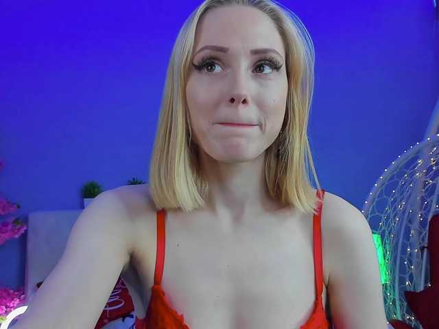 GinaLovely's BongaCams show and profile