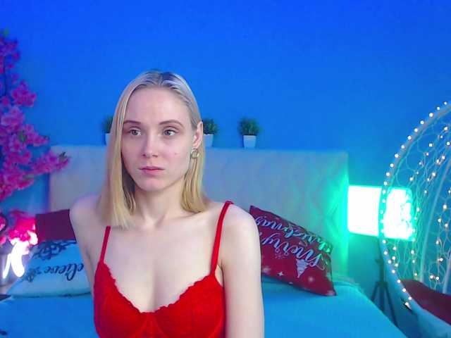 GinaLovely's BongaCams show and profile