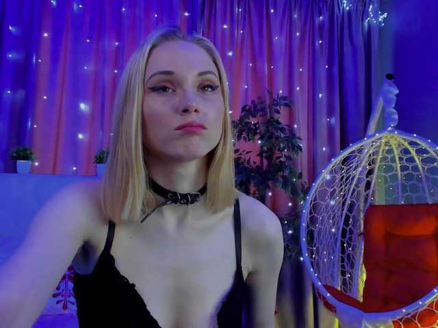 GinaLovely's BongaCams show and profile