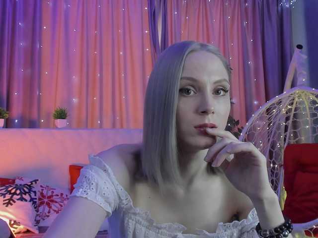 GinaLovely's BongaCams show and profile