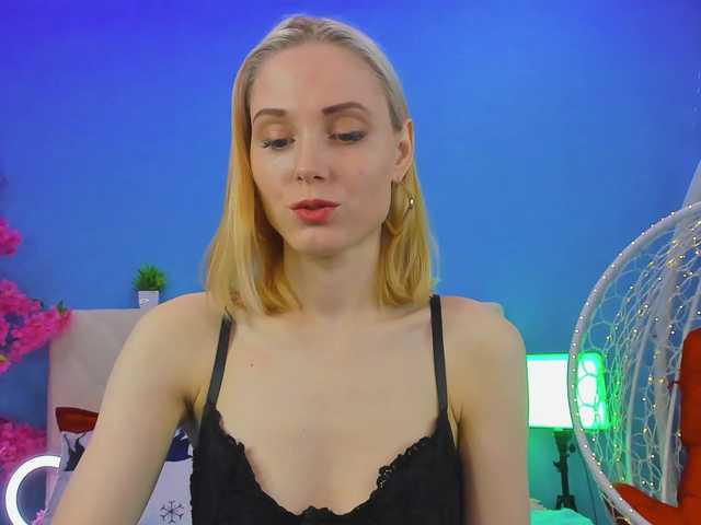 GinaLovely's BongaCams show and profile
