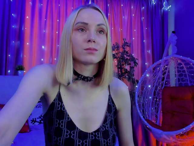 GinaLovely's BongaCams show and profile