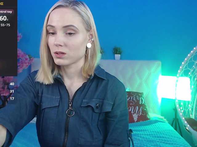 GinaLovely's BongaCams show and profile