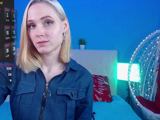 GinaLovely's BongaCams show and profile