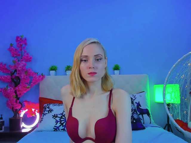 GinaLovely's BongaCams show and profile