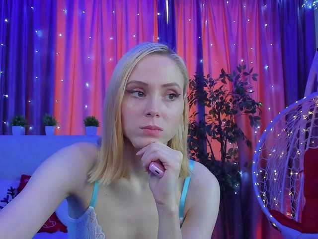 GinaLovely's BongaCams show and profile