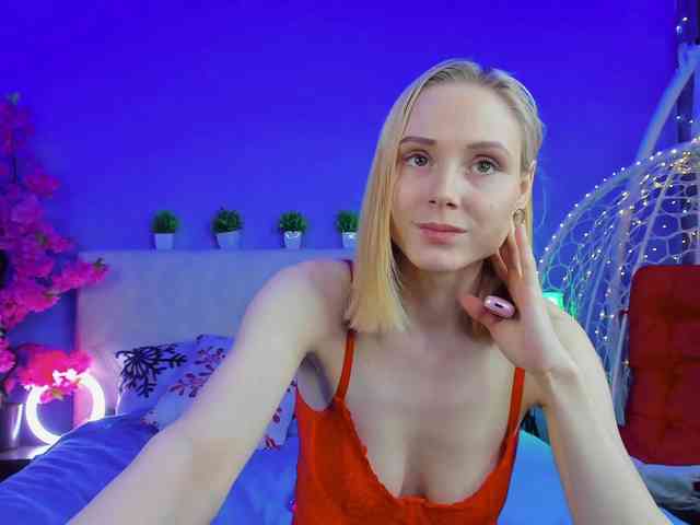 GinaLovely GinaLovely