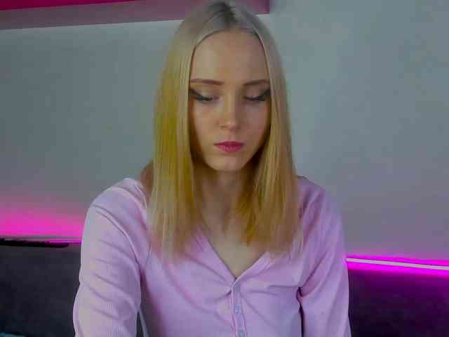 GinaLovely GinaLovely