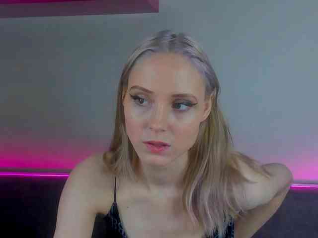 GinaLovely Live Webcam on BongaCams