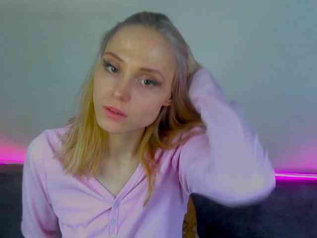 GinaLovely GinaLovely