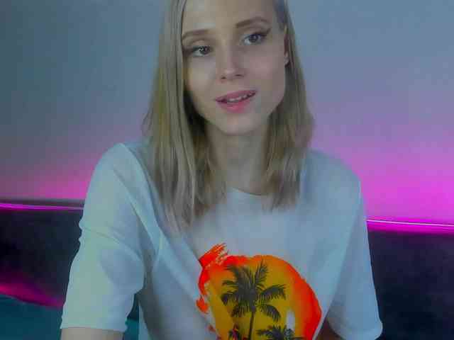 GinaLovely webcam