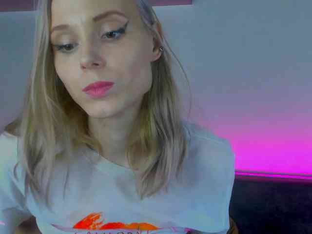 GinaLovely webcam