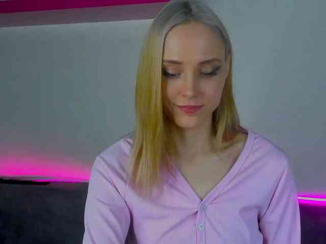 GinaLovely GinaLovely