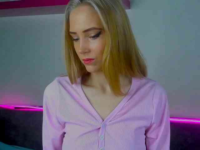 GinaLovely GinaLovely