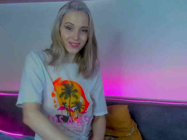 GinaLovely webcam