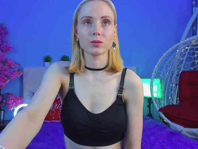 GinaLovely webcam