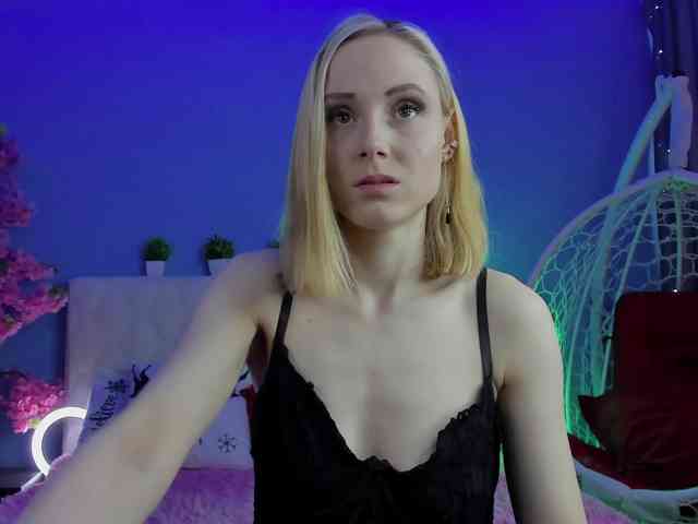 GinaLovely webcam